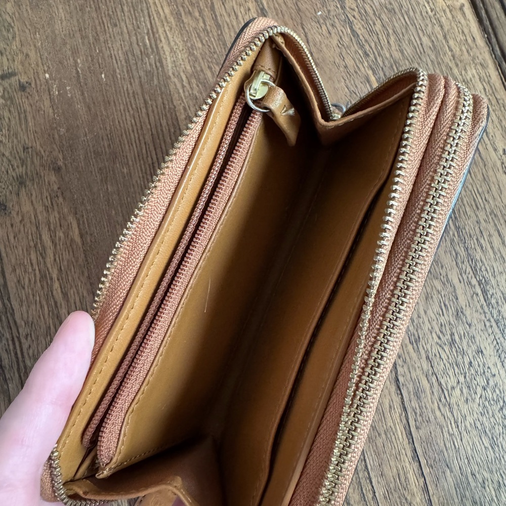 Coach Brown Leather Zip Wallet - Picture 4 of 5